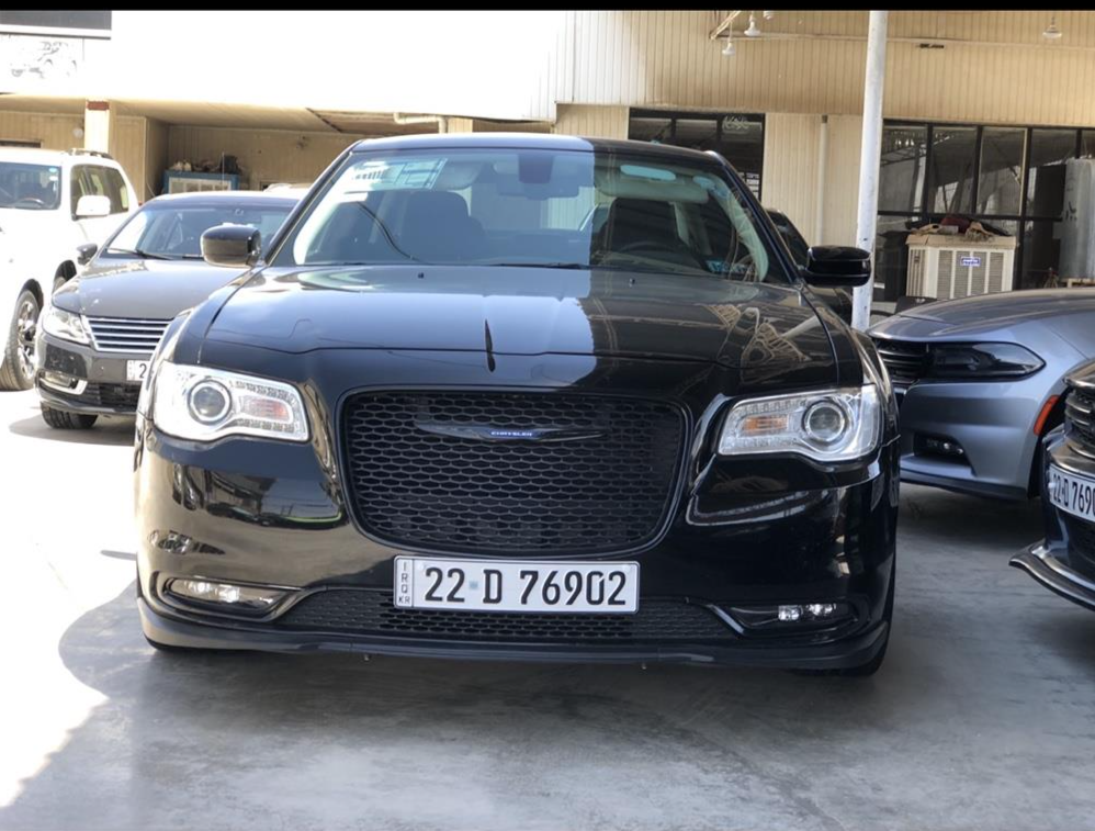 کرایسلەر 300
